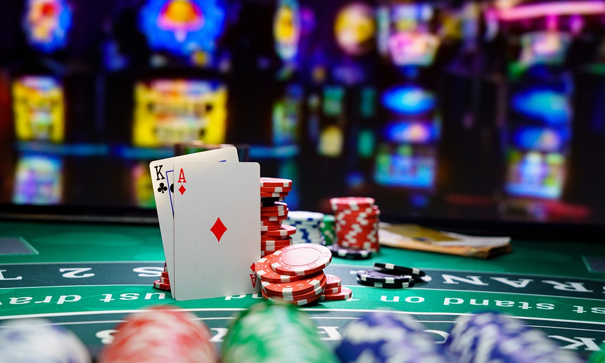 Đánh bài Casino